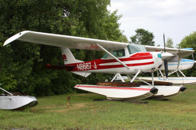 cessna 150 hidroavion
