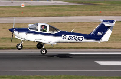 piper pa 38 tomahawk avion